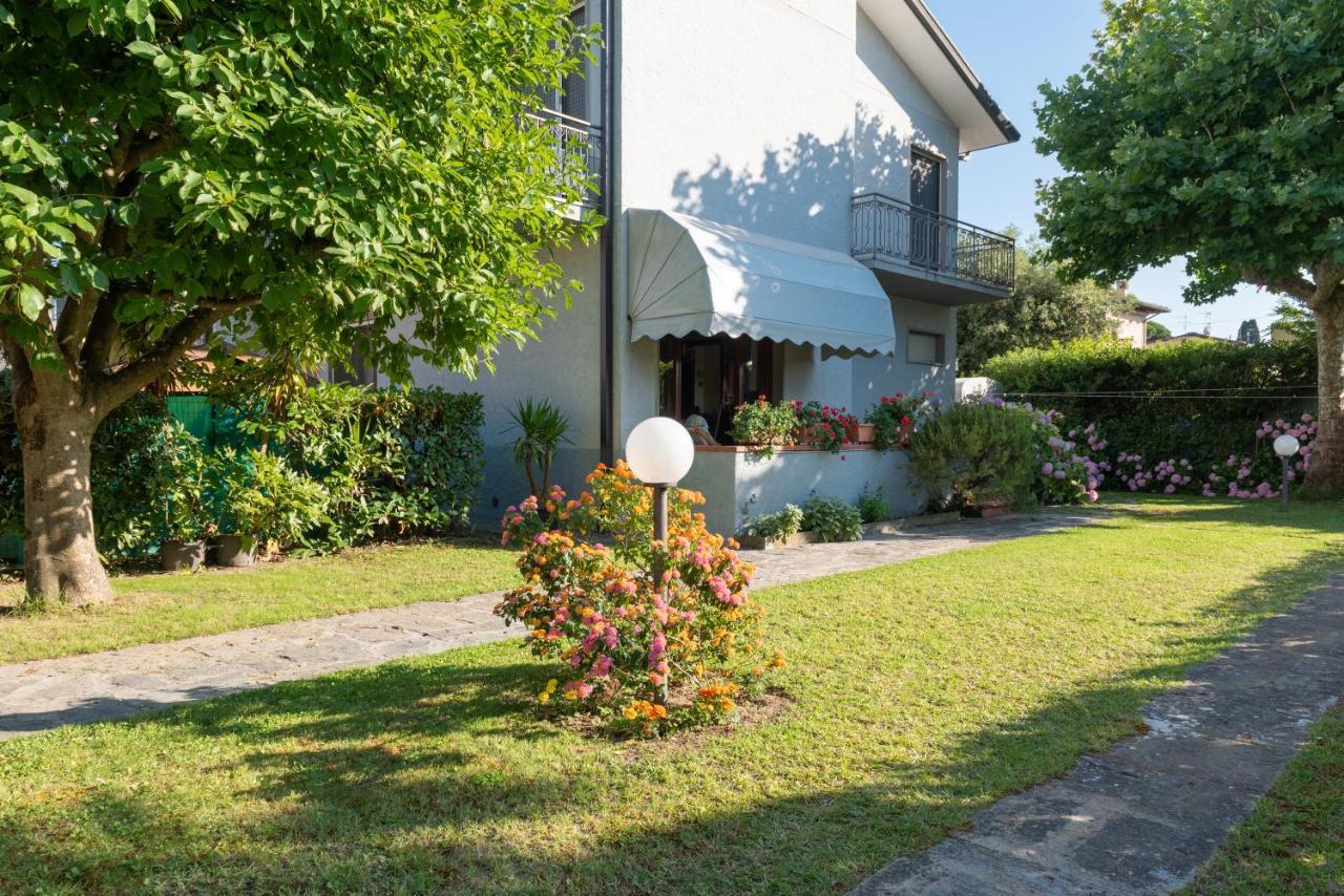 Apartment Holiday Versilia 카마이오레 외부 사진