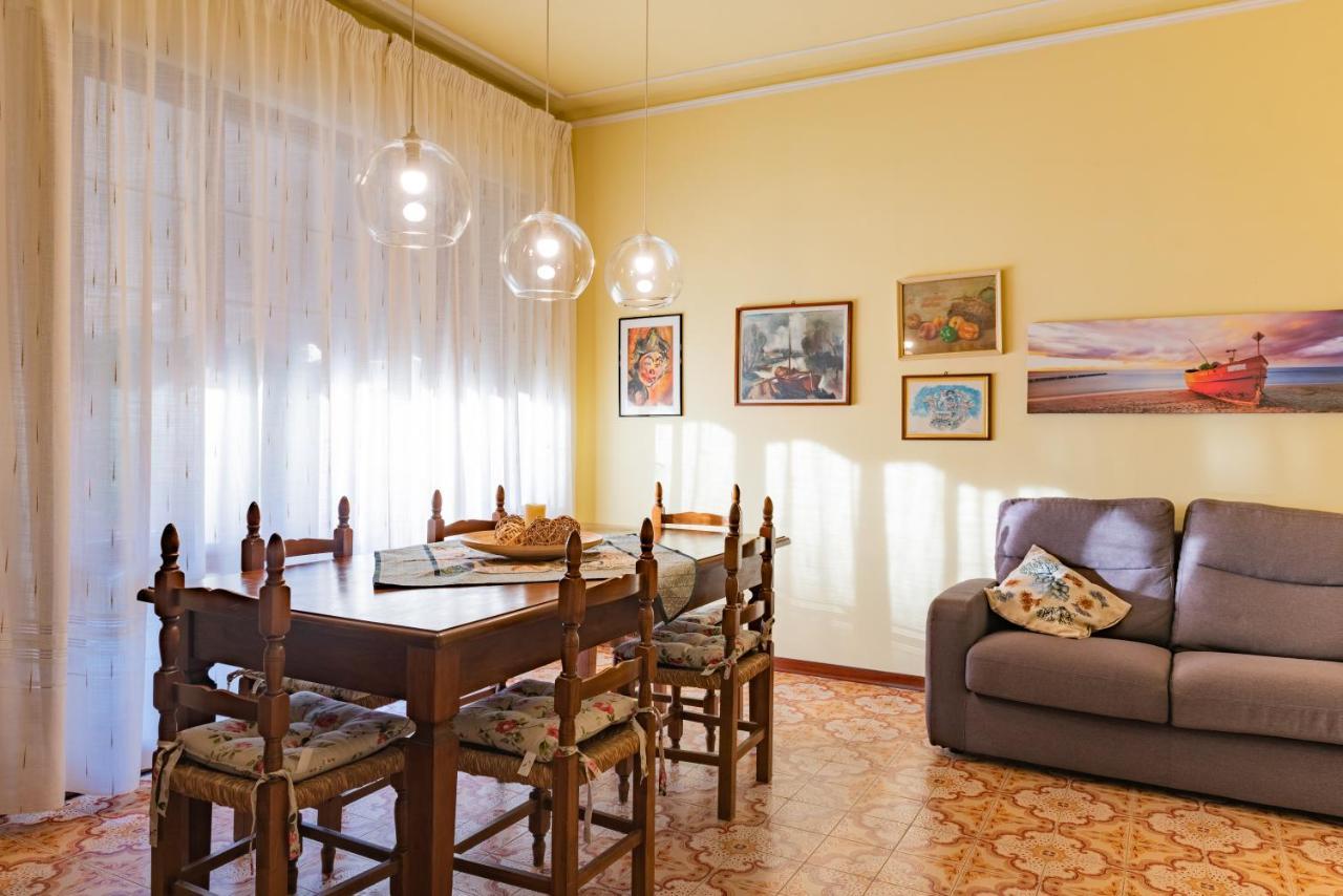 Apartment Holiday Versilia 카마이오레 외부 사진