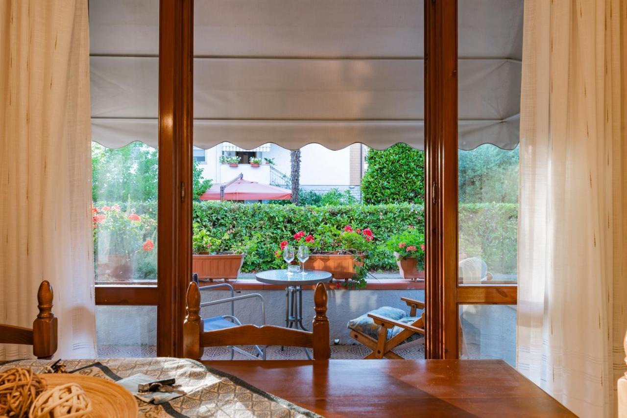Apartment Holiday Versilia 카마이오레 외부 사진